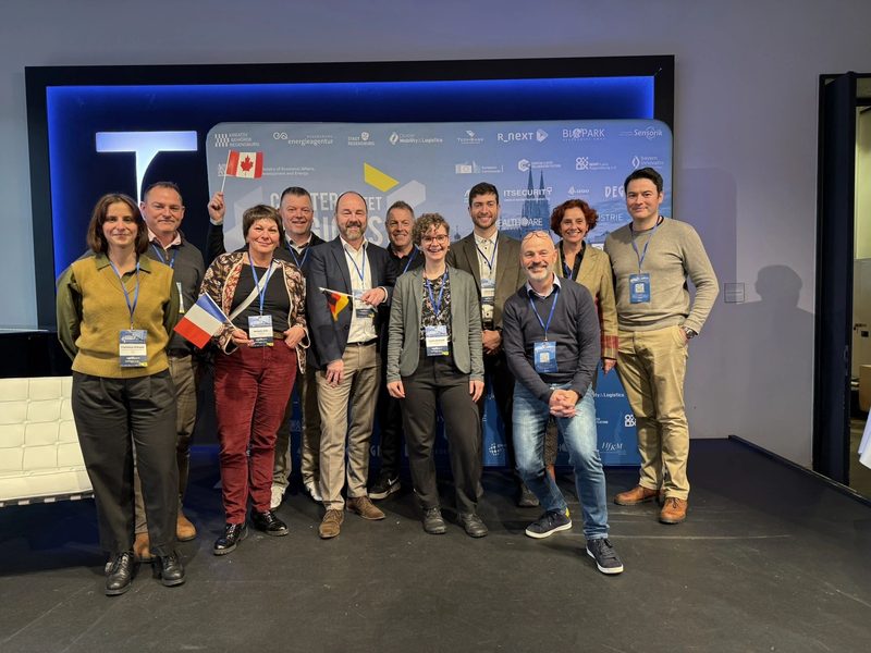 International week in Regensburg: corridor of incubators and professional conference