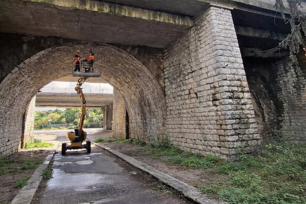 intervention sous un ouvrage